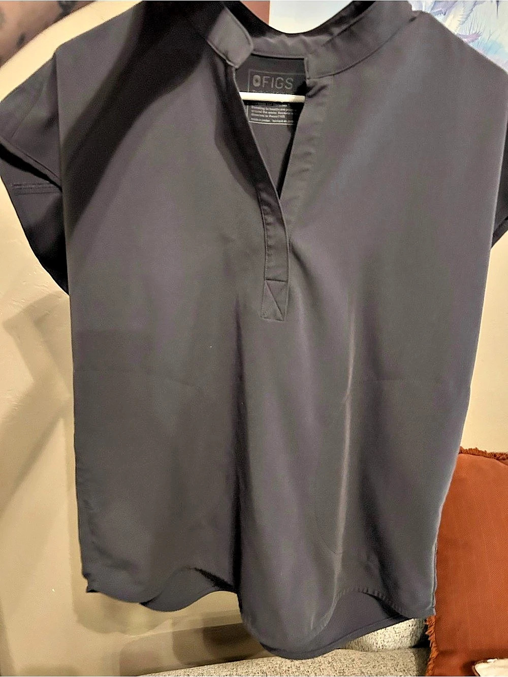 FIGS Technical Collection Mandarin Collar Scrub Top charcoal Small Like New